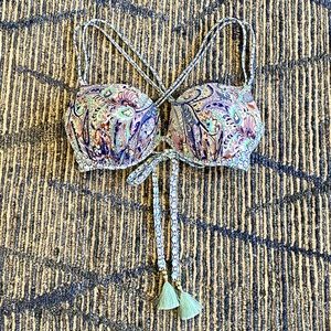 Victoria’s Secret Bikini Top